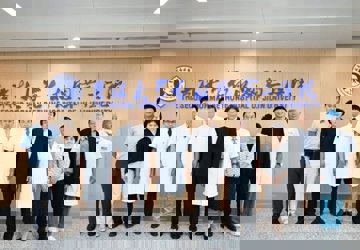 参观交流促提升，相互学习谋发展 | 日本冈山大学原校长森田潔一行来我院参观交流