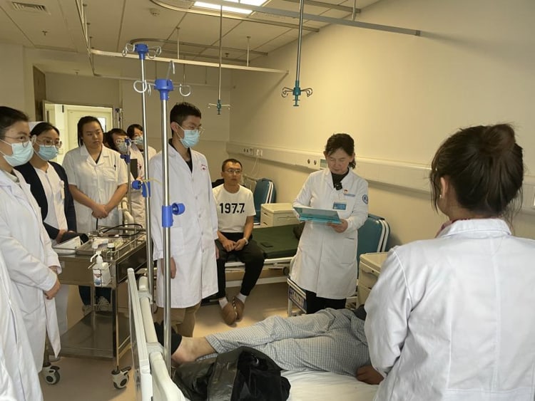 图片 2.jpg