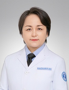 董春玲 证件照.jpg