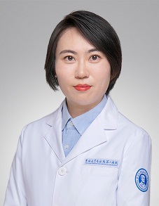 李君瑶  证件照.jpg