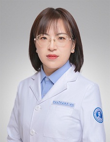 闫冰迪  证件照.jpg