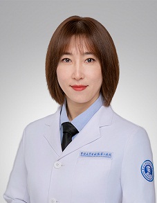 任锦 证件照.jpg