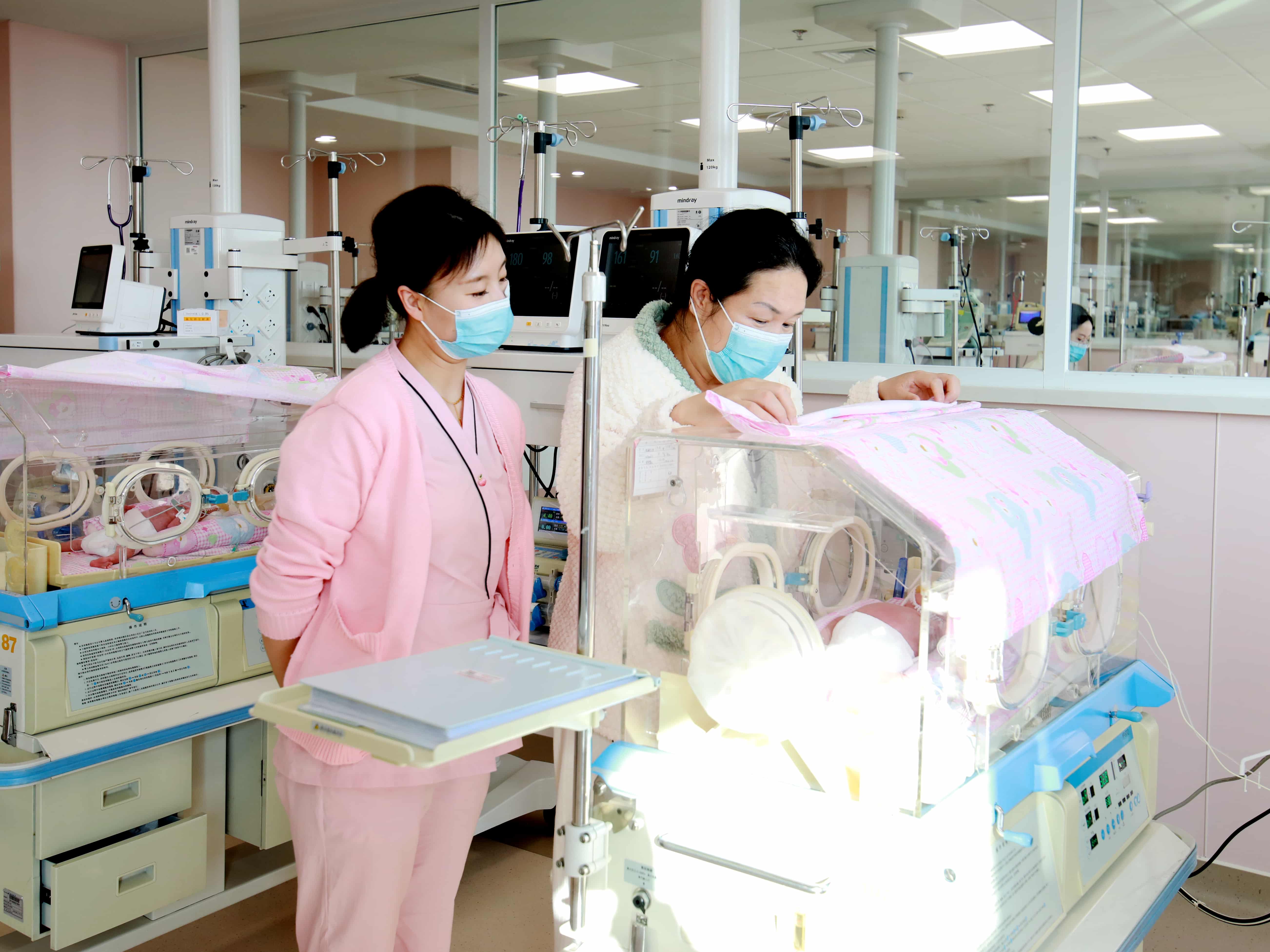 关注孩子是妈妈的幸福的开始1.JPG
