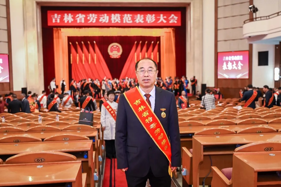 图片 2.jpg