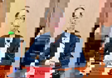 新加坡国立大学Derek Hausenloy 教授到访吉林大学第二医院开展学术交流