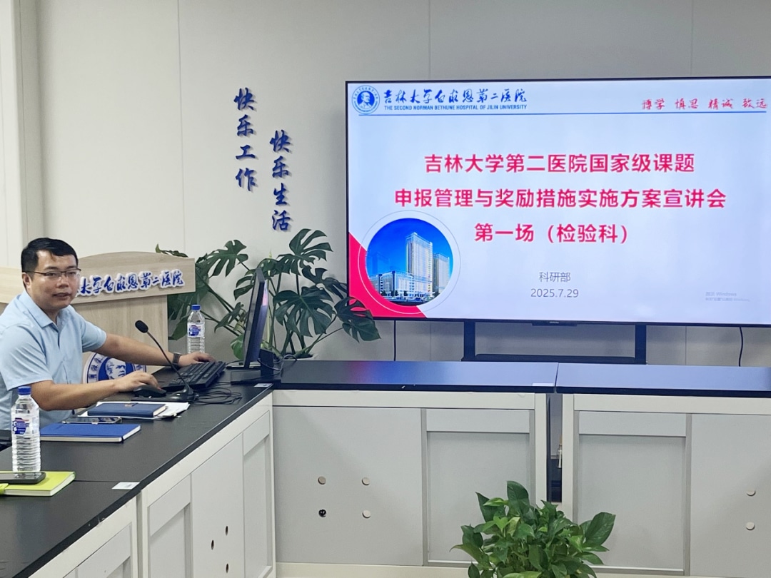 图片 4.jpg 图片 4.jpg