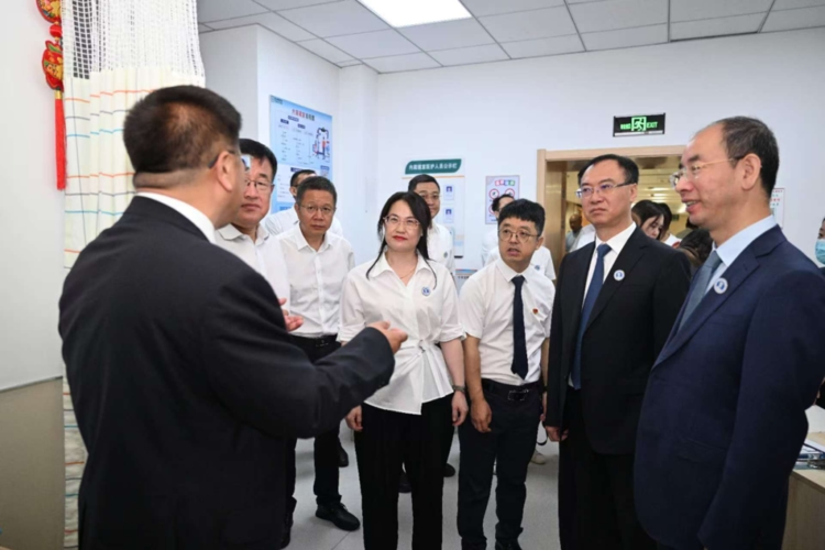 图片 10.jpg 图片 10.jpg