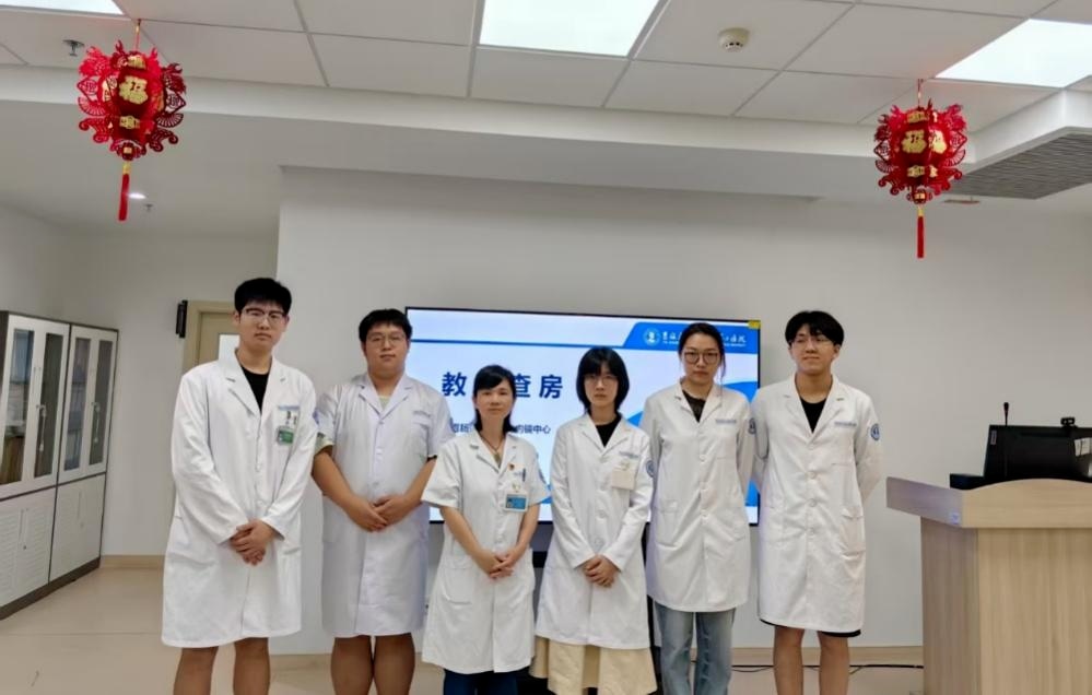 图片 1.jpg 图片 1.jpg