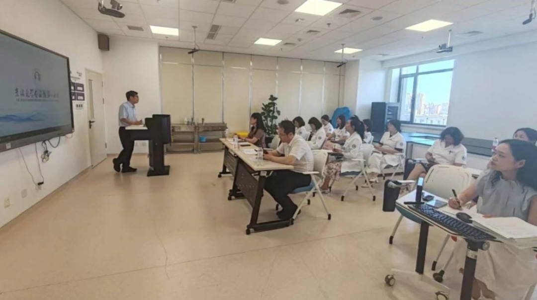 图片 2.jpg 图片 2.jpg