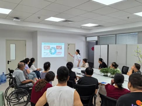 图片 4.jpg 图片 4.jpg