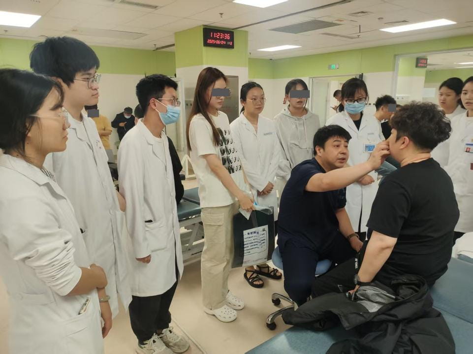 图片 2.jpg 图片 2.jpg