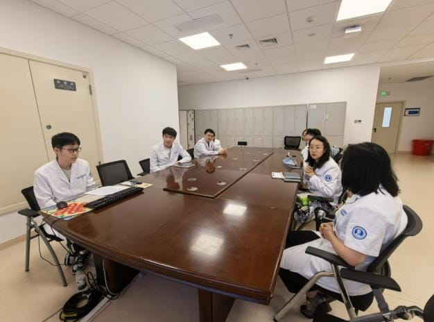 图片 5.jpg 图片 5.jpg