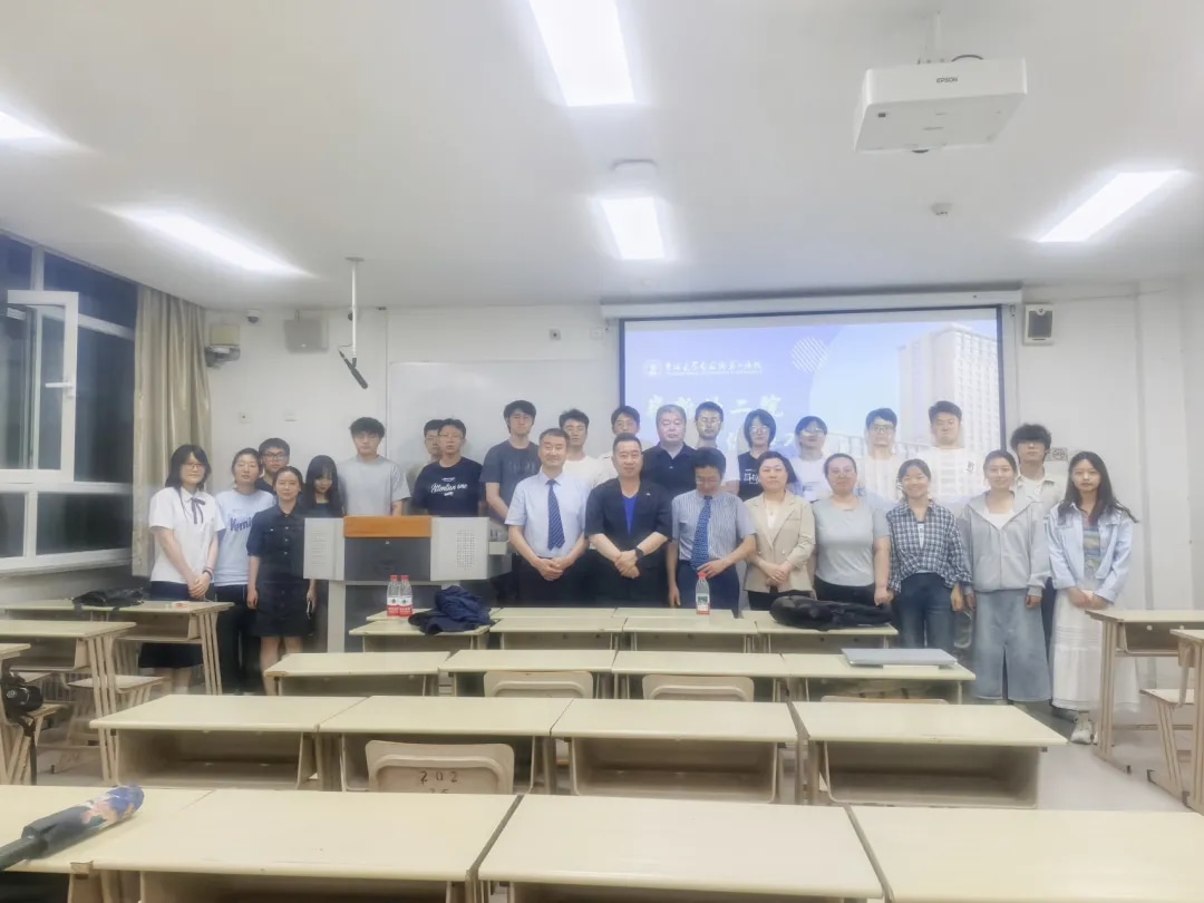 图片 1.jpg 图片 1.jpg