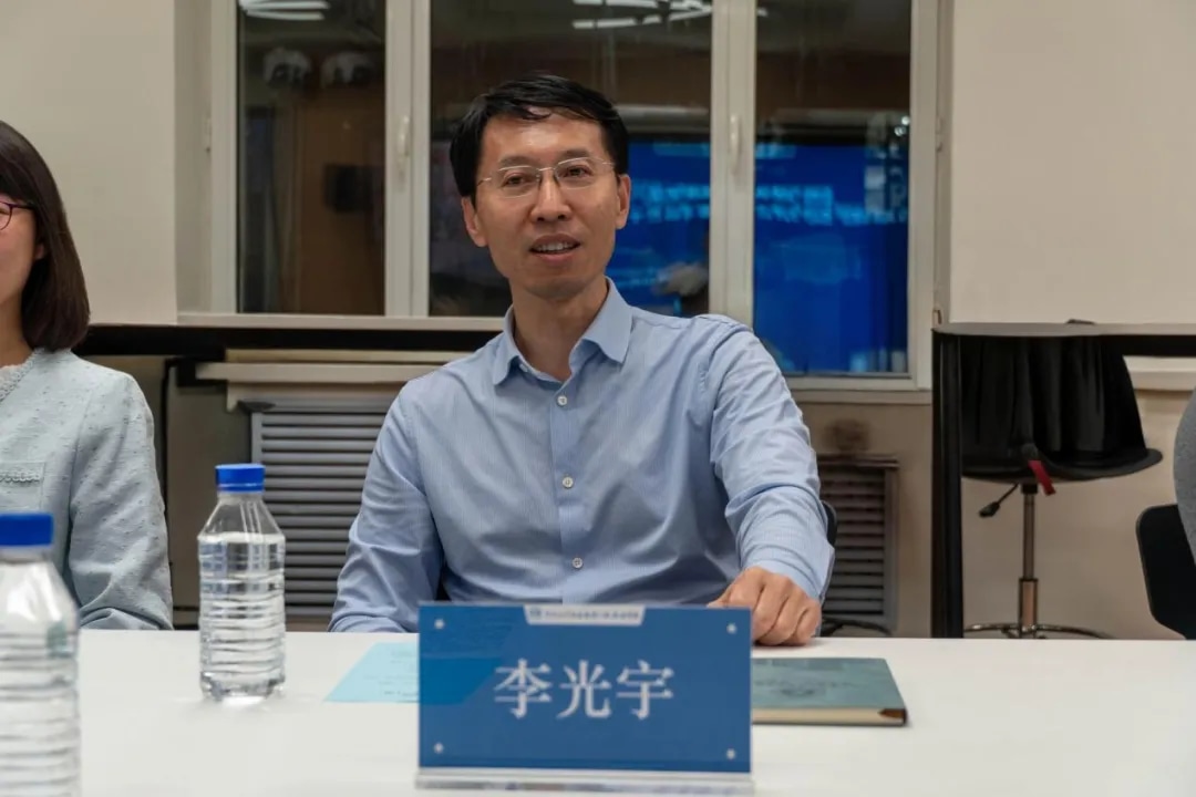 图片 9.jpg 图片 9.jpg