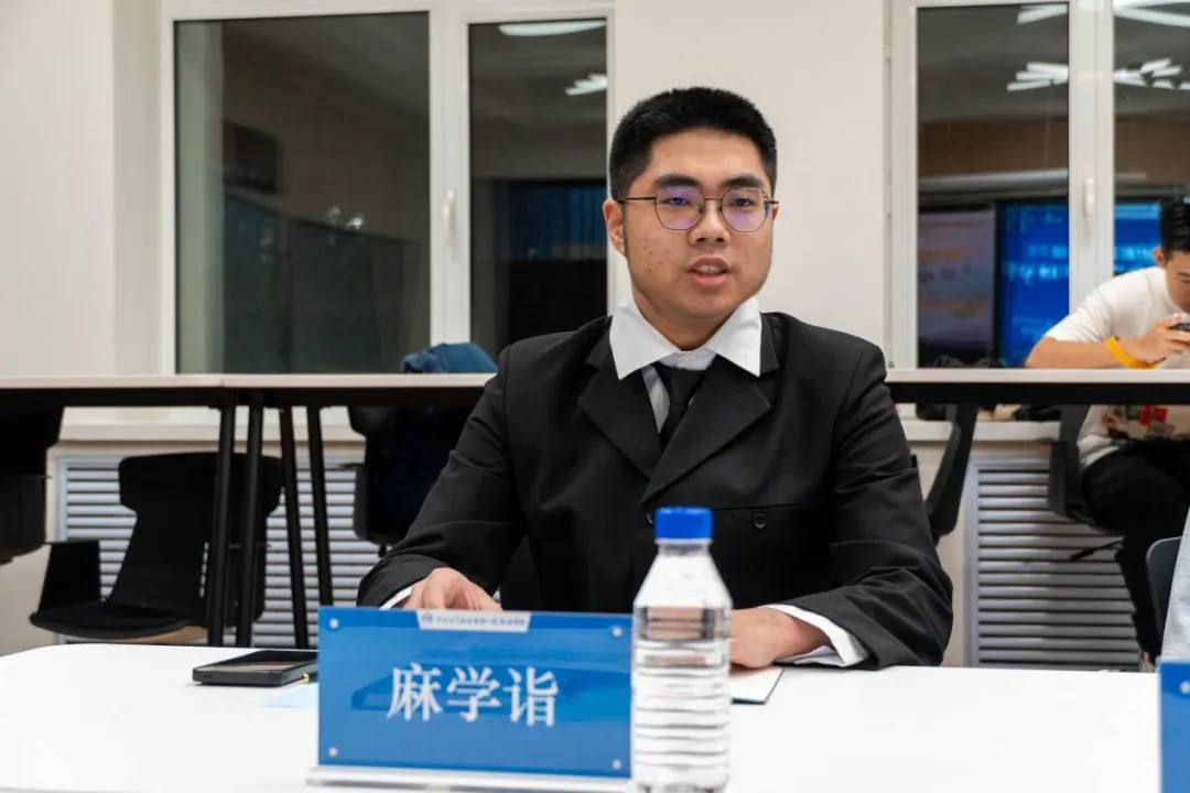 图片 13.jpg 图片 13.jpg