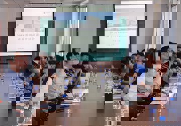 我院药学部成功举办中美药师工作交流座谈会