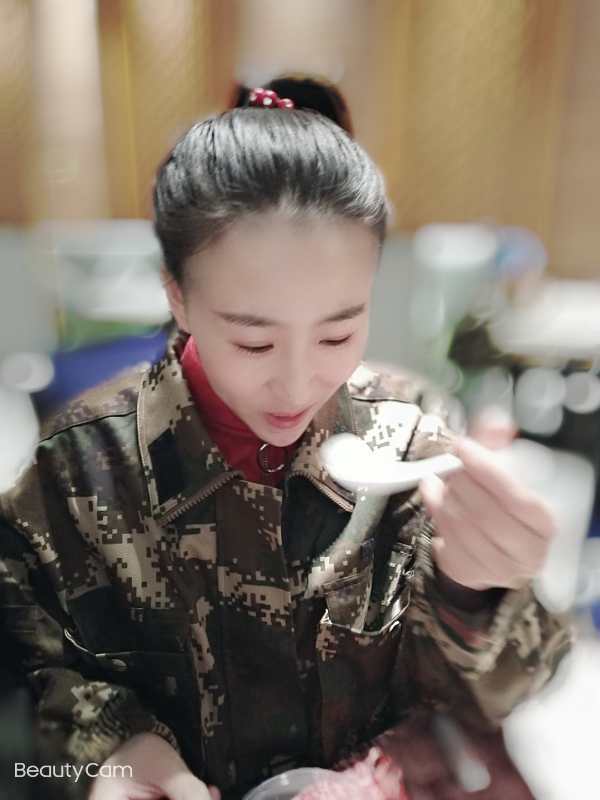 C:UsersAdministratorDesktop李敏2.9926d3502d743e466ad9373d905477d7.jpg
