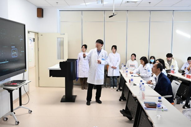 https://mmbiz.qpic.cn/sz_mmbiz_png/yiccWPHrK9F1ibcuv3RG9049iaNcwVORozR0oCDOApMflVjXzSqz7uMVt6MzYUULDs1grthg0FUicte0XVN2ogFAjA/640?wx_fmt=png&from=appmsg
