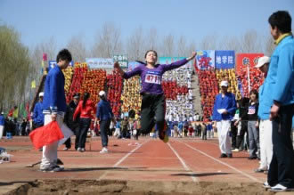 我院参加校第49届田径运动会