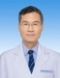 闫伟
