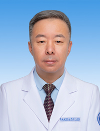 常伟勤